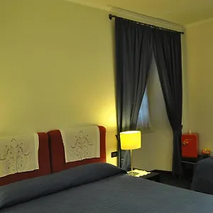 Residenza Cola Di Rienzo - In Guest house